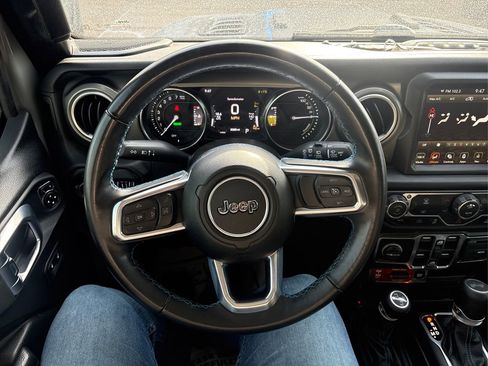 Used 2022 Jeep Wrangler Unlimited Rubicon 4xe w/ Steel Bumper Group image 14