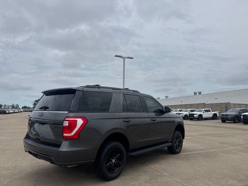 Used 2019 Ford Expedition XLT w/ Equipment Group 201A RWD image 22