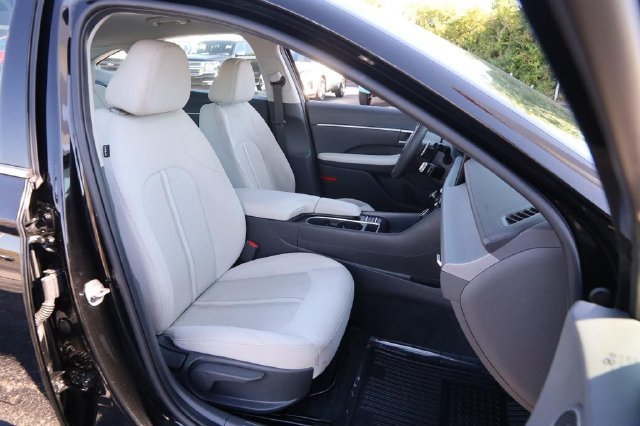 Used 2025 Hyundai Sonata SEL FWD image 26