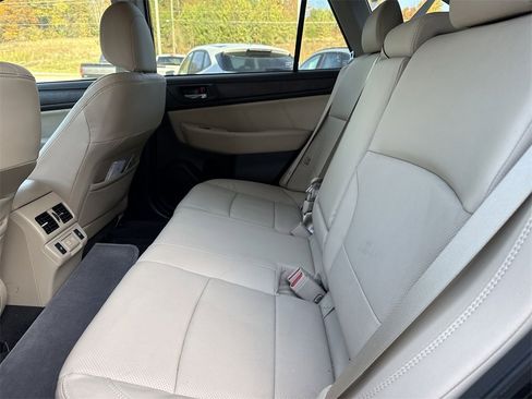 Used 2019 Subaru Outback 2.5i Limited w/ Protection Package #1 image 27