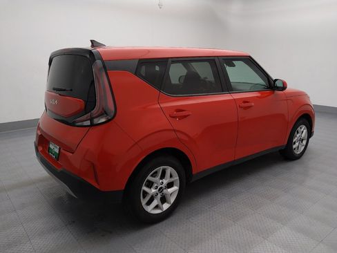 Used 2024 Kia Soul LX w/ Option Group 015 image 10
