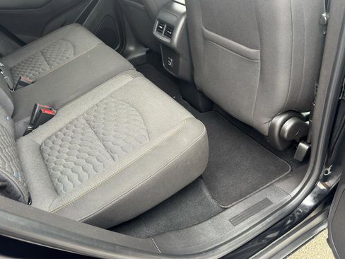 Used 2021 Chevrolet Equinox LT FWD image 37
