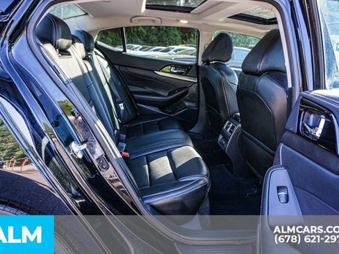 Used 2023 Nissan Maxima SL FWD image 22