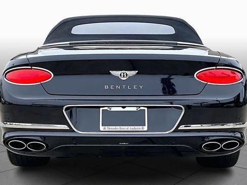 Used 2021 Bentley Continental GT image 4