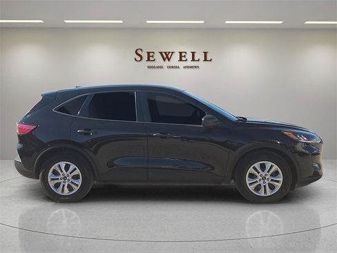 Used 2021 Ford Escape S image 5