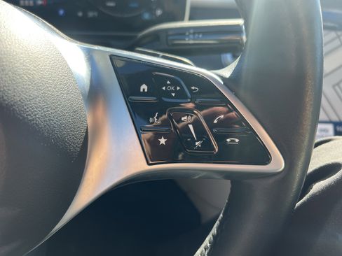 Used 2023 Mercedes-Benz C 300 4MATIC Sedan w/ Pinnacle Trim Package image 20