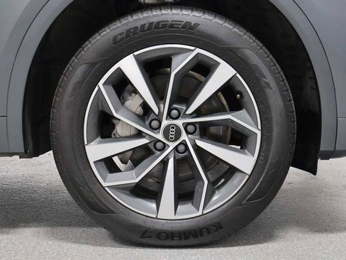 Used 2023 Audi Q5 2.0T Premium w/ Convenience Package AWD/4WD image 12