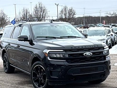 Certified 2022 Ford Expedition Max Limited image 2
