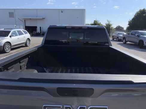 Used 2021 GMC Sierra 1500 AT4 w/ AT4 Premium Package AWD/4WD image 14