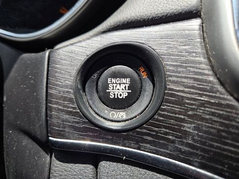 Used 2017 Jeep Grand Cherokee Summit AWD/4WD image 11
