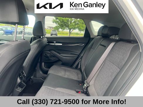 Certified 2024 Kia Seltos S FWD image 11
