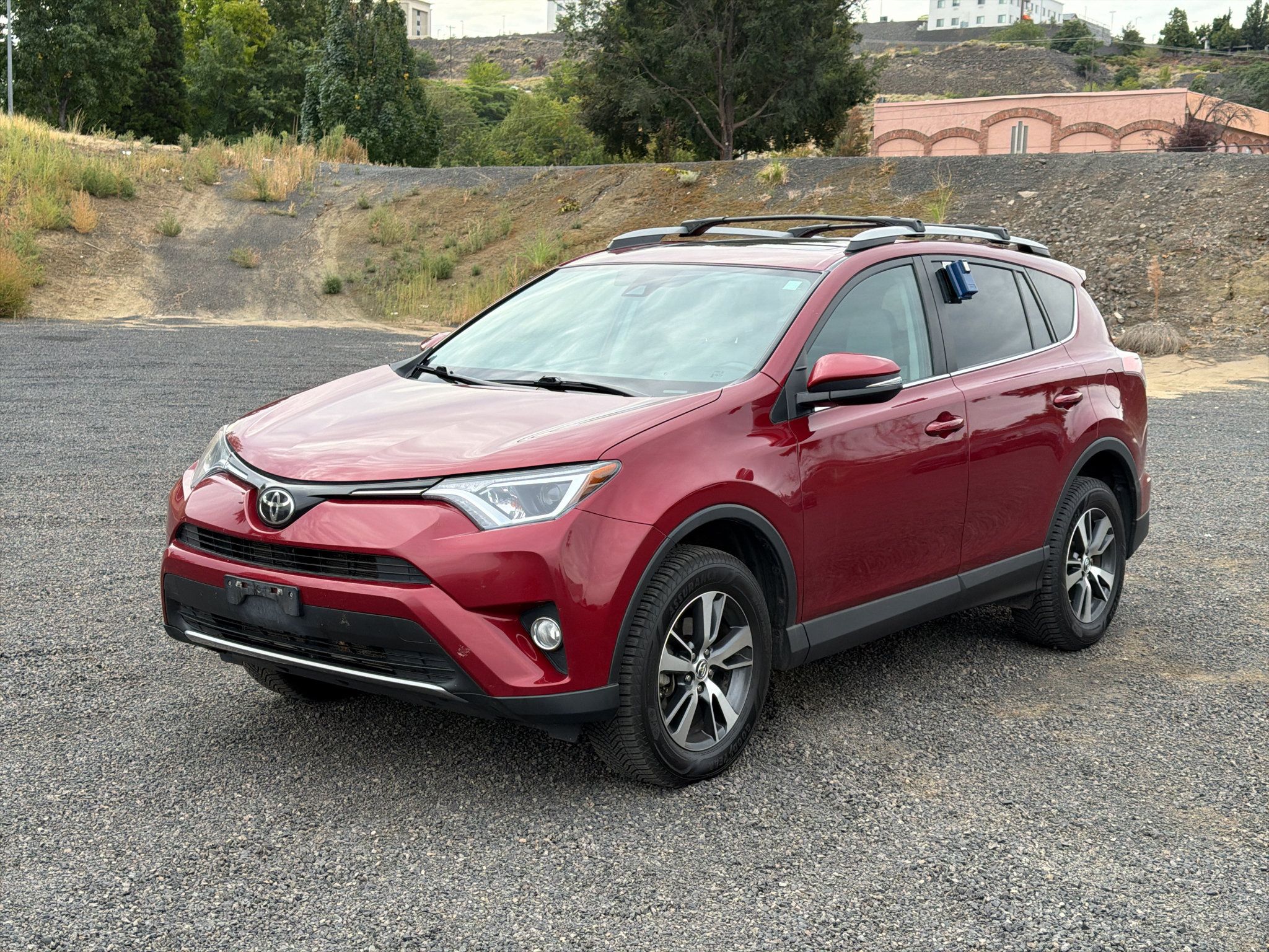 Certified 2018 Toyota RAV4 XLE AWD/4WD image 7