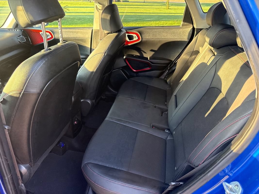 Used 2020 Kia Soul GT-Line Turbo FWD image 11