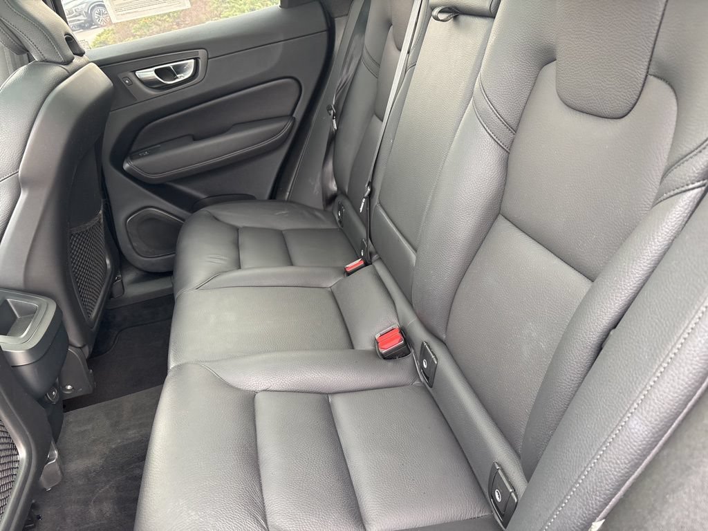 Certified 2023 Volvo XC60 B5 Plus w/ Climate Package AWD/4WD image 37