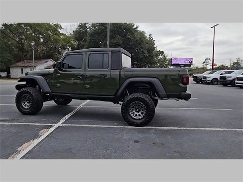 Used 2023 Jeep Gladiator Sport image 25