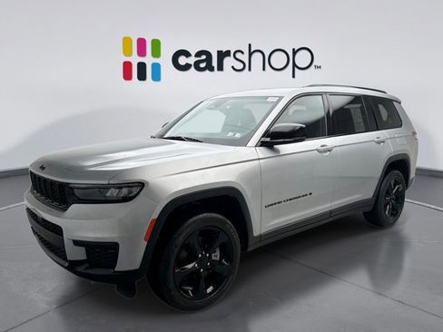 Used 2023 Jeep Grand Cherokee L Laredo image 1