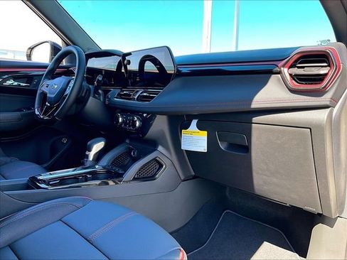 New 2026 Chevrolet TrailBlazer RS w/ Convenience Package AWD/4WD image 9