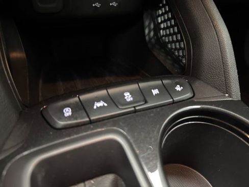 Used 2025 Chevrolet TrailBlazer LT FWD image 18