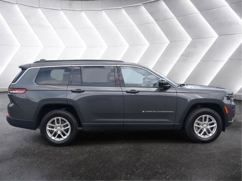 New 2025 Jeep Grand Cherokee L Laredo w/ Luxury Tech Group I AWD/4WD image 7