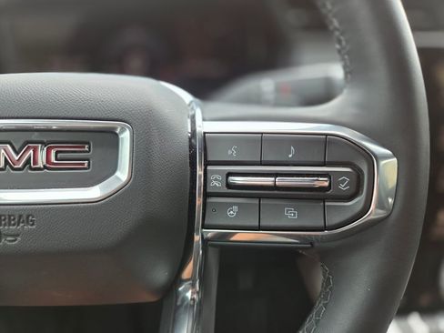 Used 2025 GMC Terrain Elevation FWD image 18