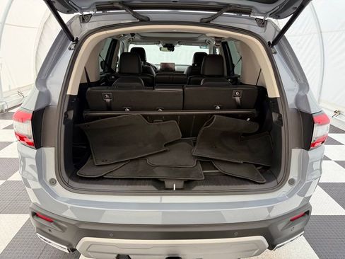 Used 2023 Honda Pilot Elite image 4