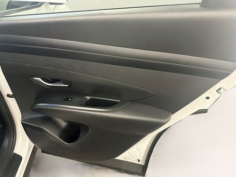 Used 2025 Hyundai Tucson SEL AWD/4WD image 32