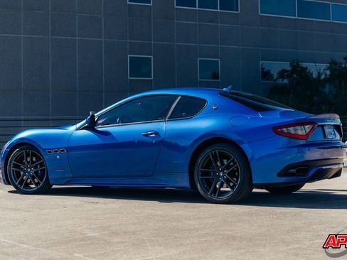 Used 2016 Maserati GranTurismo Sport image 5