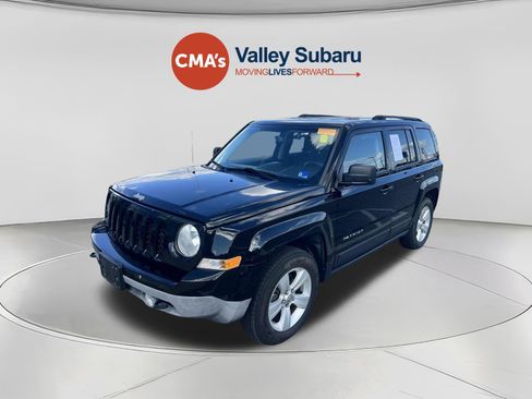 Used 2017 Jeep Patriot Sport w/ Power Value Group AWD/4WD image 1