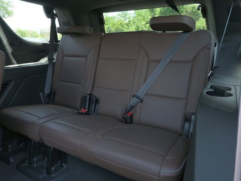 Used 2023 Chevrolet Tahoe High Country w/ Advanced Technology Package image 11