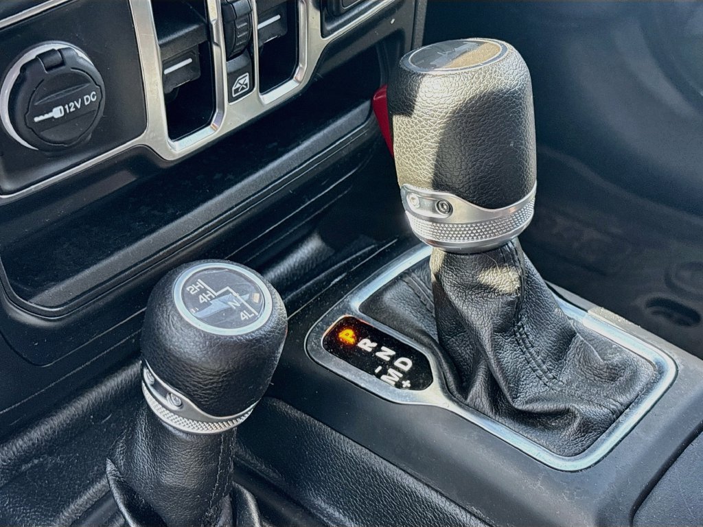 Certified 2022 Jeep Wrangler Unlimited Sport AWD/4WD image 17