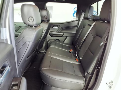 New 2026 Chevrolet Colorado LT w/ LT Convenience Package image 17