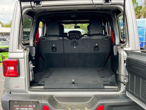 Certified 2020 Jeep Wrangler Unlimited Rubicon w/ Quick Order Package 28Y Recon image 23