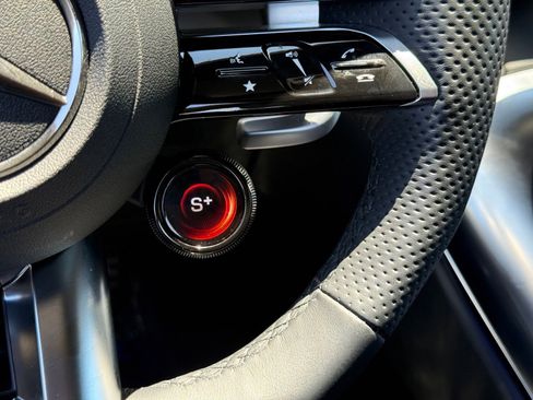 Used 2023 Mercedes-Benz SL 55 AMG 4MATIC image 27