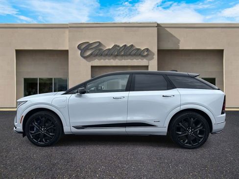 New 2026 Cadillac Optiq V image 6