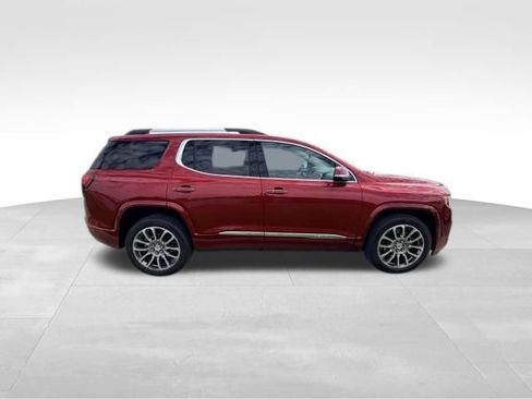 Used 2022 GMC Acadia Denali w/ Denali Ultimate Package AWD/4WD image 5