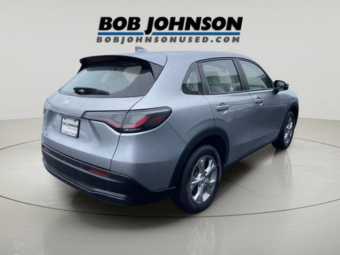 Used 2024 Honda HR-V LX image 3