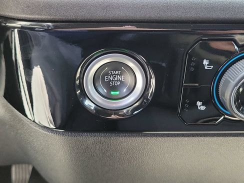 Used 2022 Chevrolet Silverado 1500 LT RWD image 12