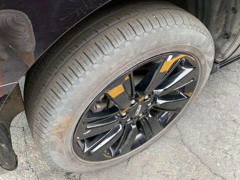 Used 2024 Lincoln Navigator L Reserve image 5