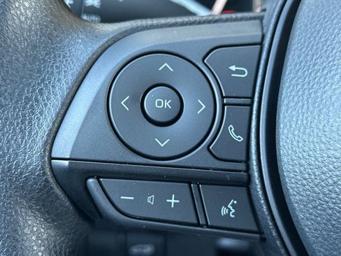 New 2025 Toyota RAV4 XLE image 28