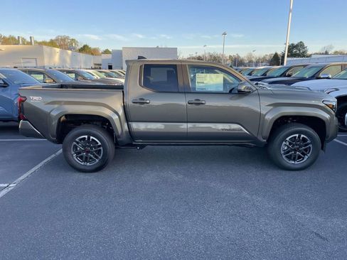 New 2026 Toyota Tacoma TRD Sport image 13