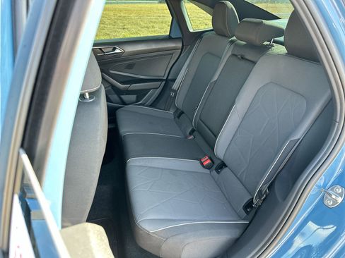 Used 2025 Volkswagen Jetta Sport image 21