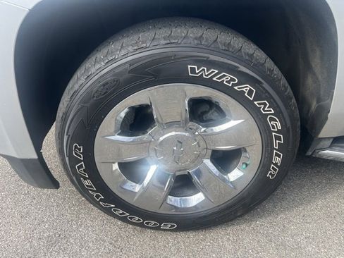 Used 2016 Chevrolet Tahoe LTZ image 11