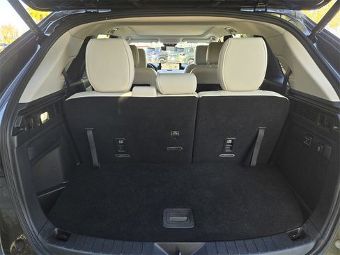 Certified 2025 MAZDA CX-90 3.3 Turbo w/ Premium Plus Pkg image 33