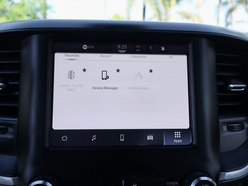 Used 2024 RAM 2500 Big Horn image 33