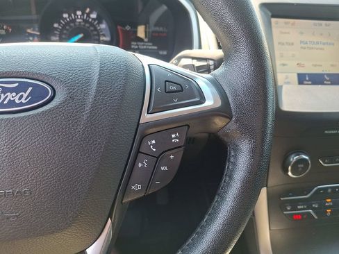 Used 2020 Ford Edge SEL w/ Convenience Package AWD/4WD image 21