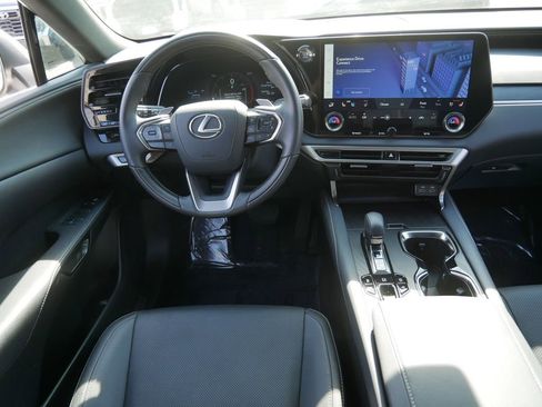 Used 2025 Lexus RX 350 Premium image 12