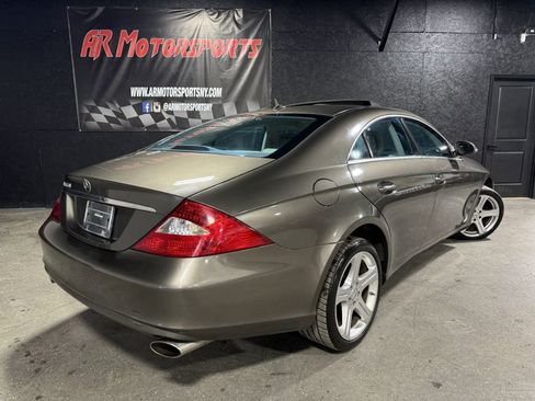 Used 2007 Mercedes-Benz CLS 550 image 5