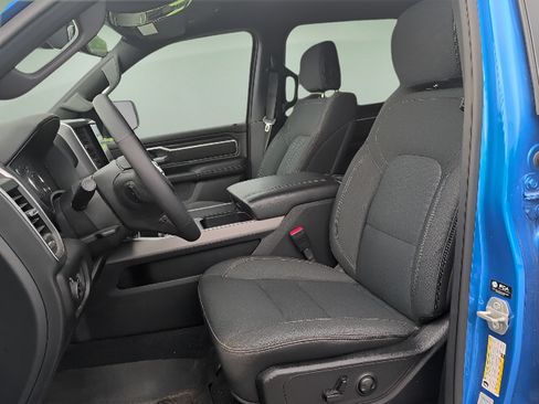 Used 2025 RAM 1500 Big Horn AWD/4WD image 16