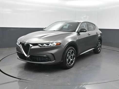 Used 2024 Alfa Romeo Tonale Ti AWD/4WD image 1