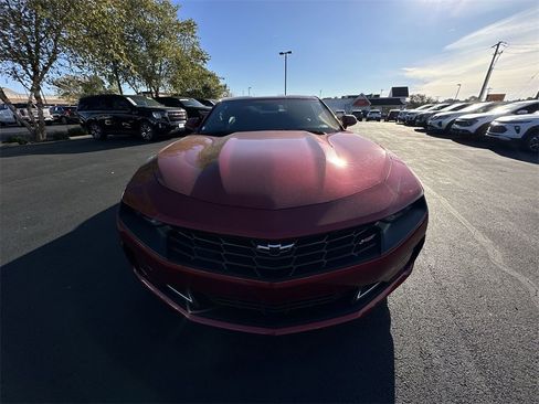 Used 2021 Chevrolet Camaro LT w/ RS Package image 25